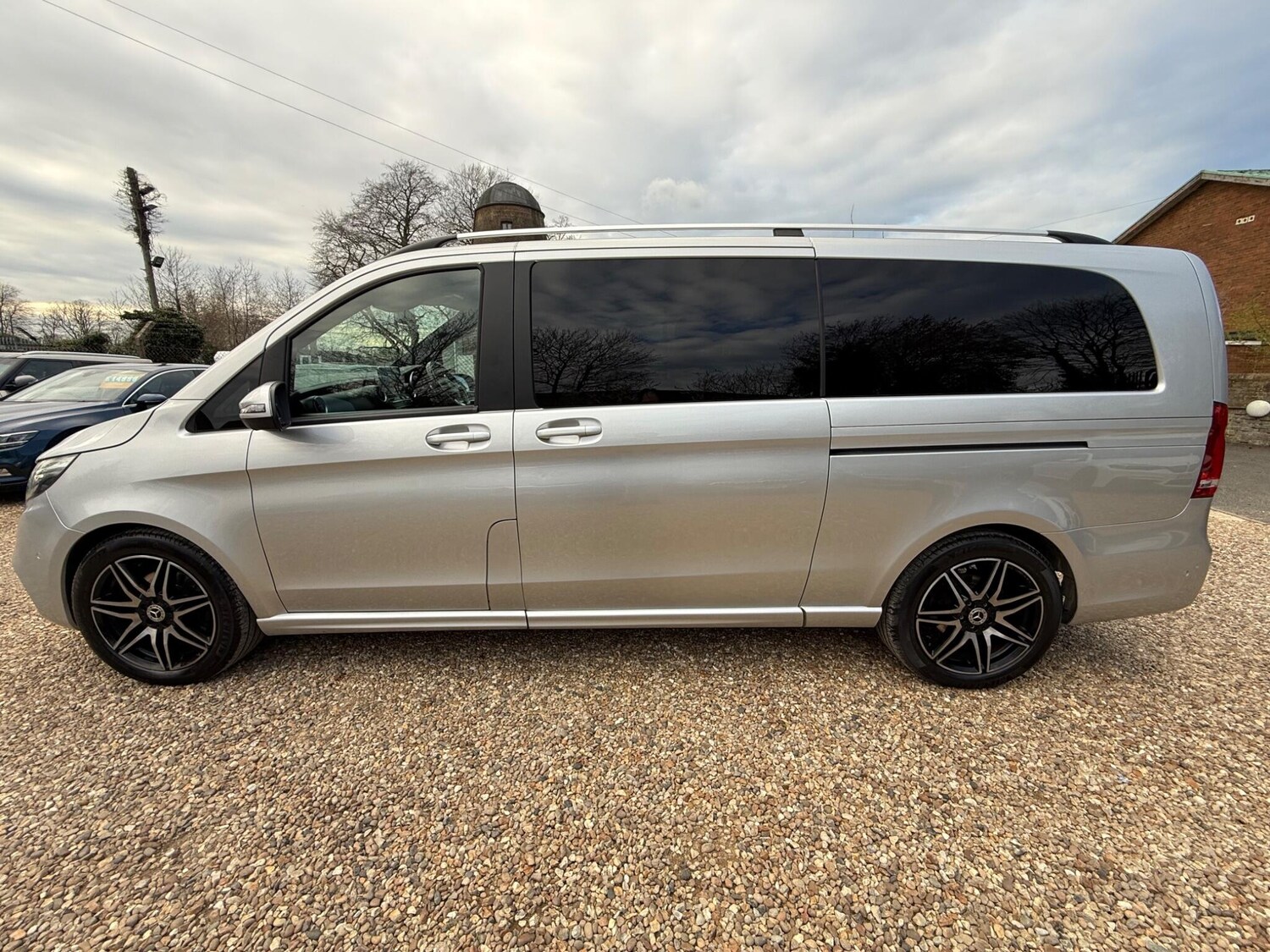 Used Mercedes-Benz V-Class for sale - 78100330: Photo 10