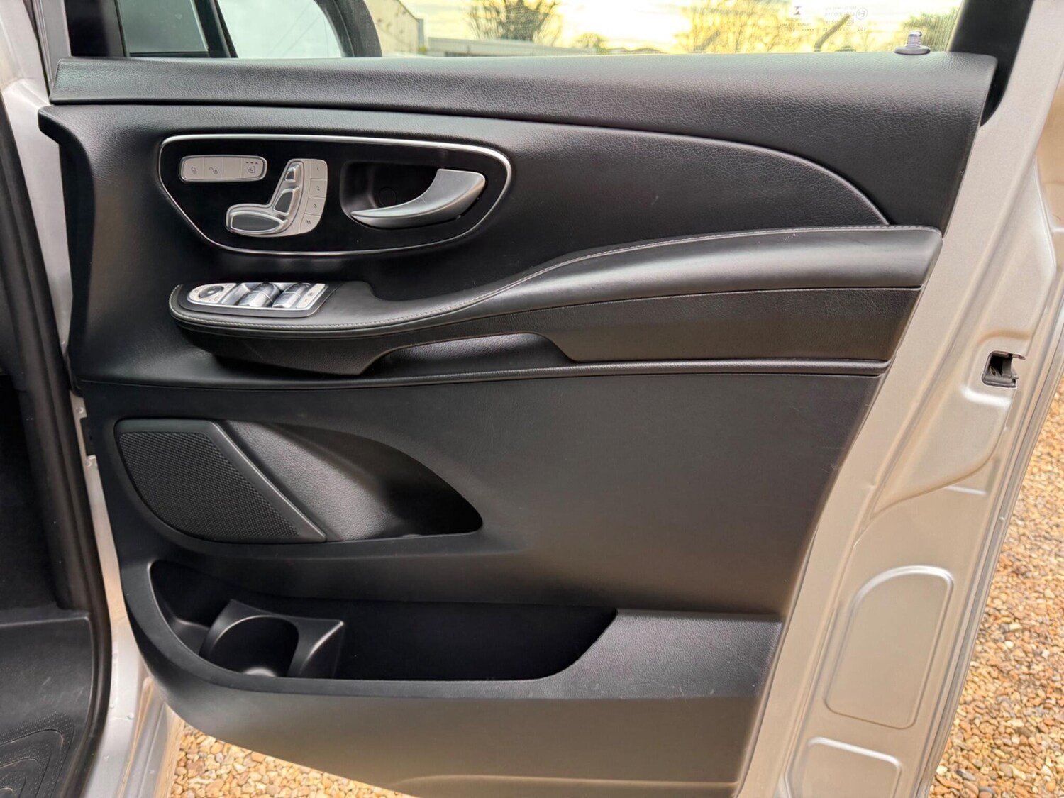 Used Mercedes-Benz V-Class for sale - 78100330: Photo 35