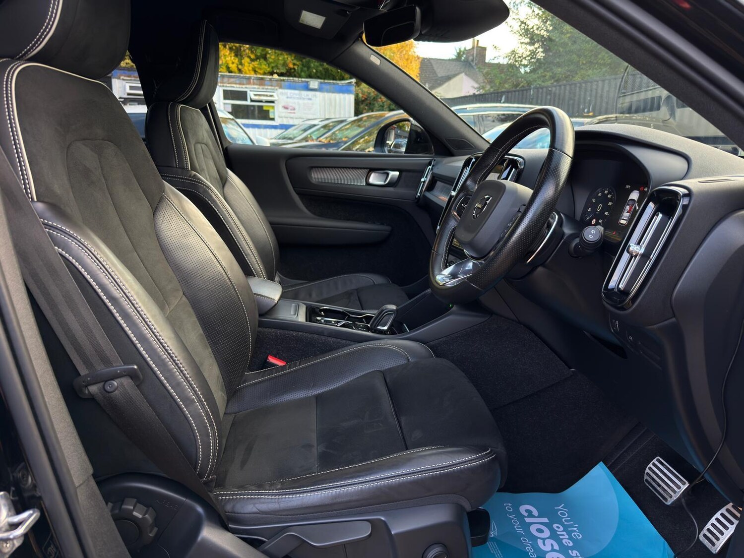 Used Volvo XC40 2020 for sale - 77723404: Photo 11