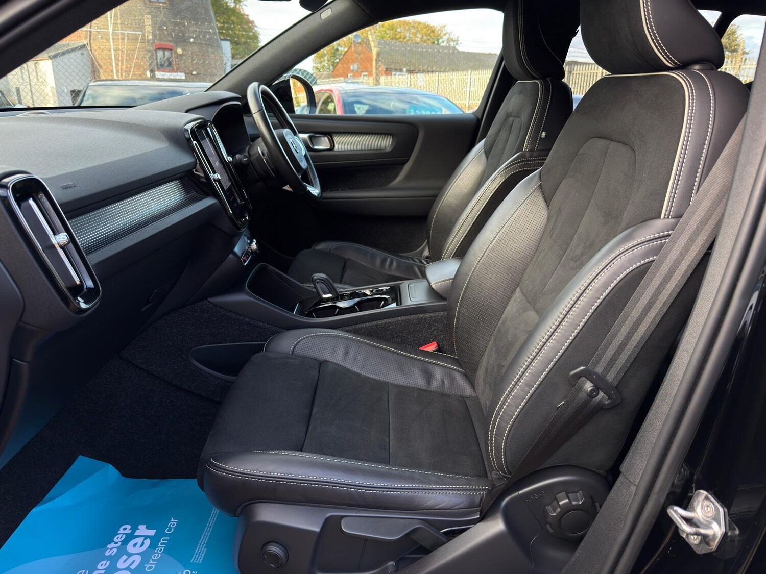 Used Volvo XC40 2020 for sale - 77723404: Photo 15