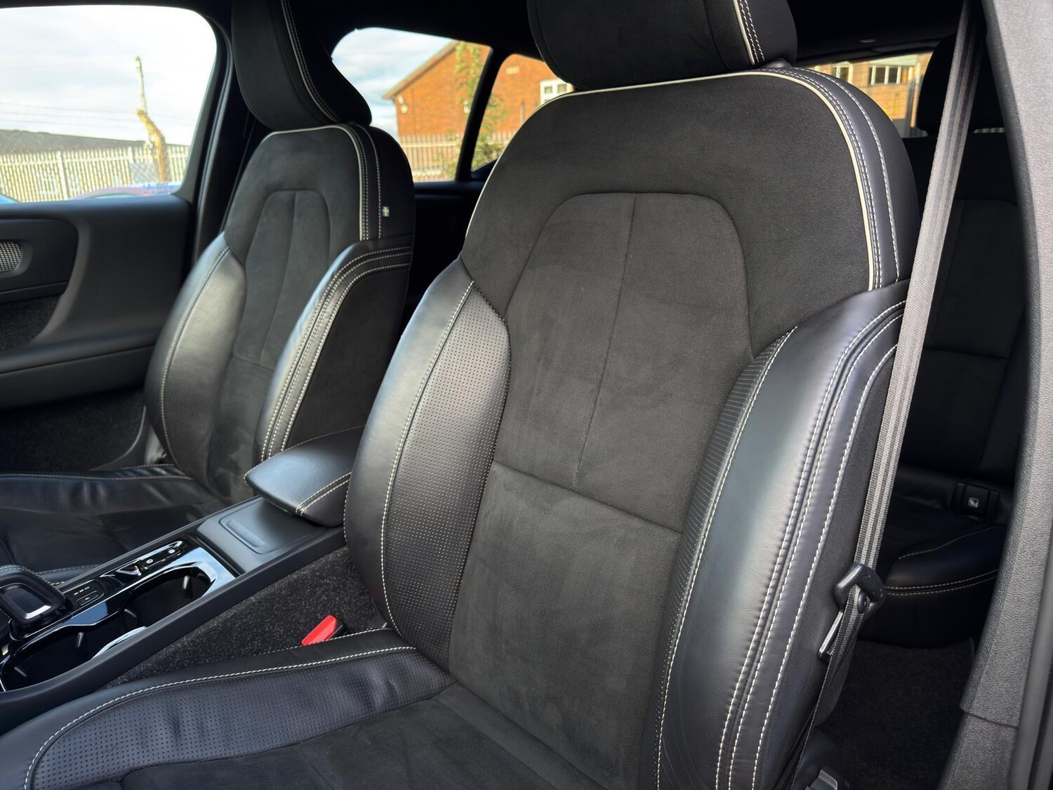 Used Volvo XC40 2020 for sale - 77723404: Photo 16