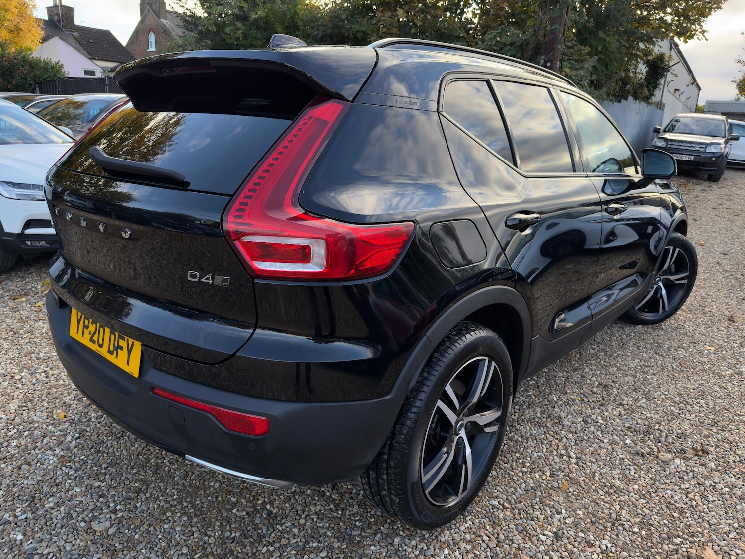 Used Volvo XC40 2020 for sale - 77723404: Photo 3