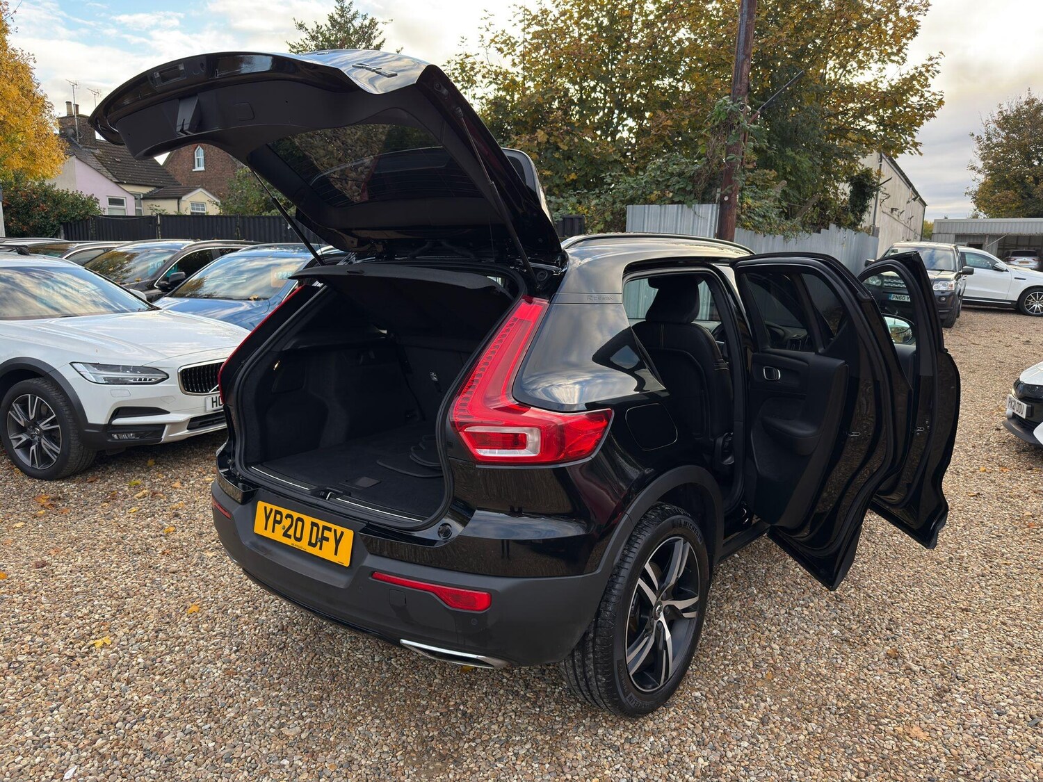 Used Volvo XC40 2020 for sale - 77723404: Photo 37