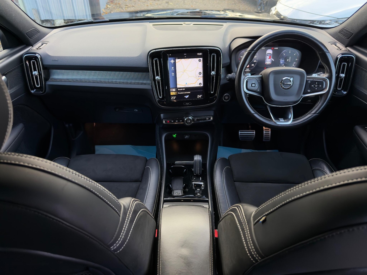 Used Volvo XC40 2020 for sale - 77723404: Photo 8