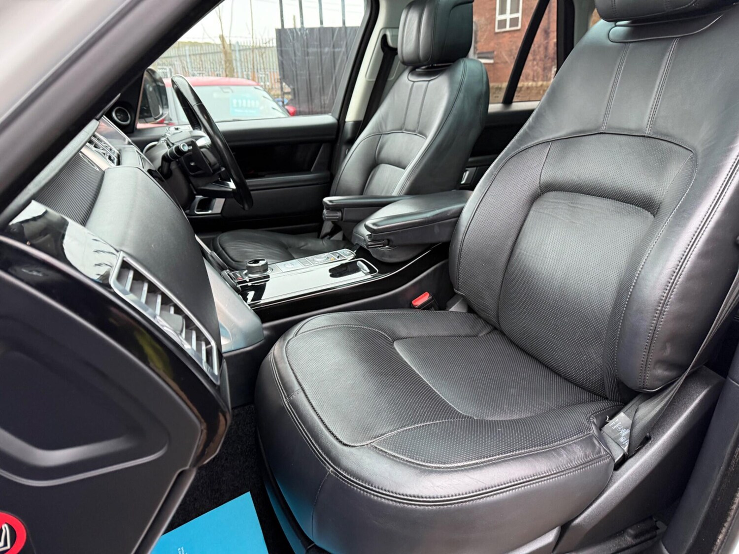 Used Land Rover Range Rover for sale - 77723537: Photo 19