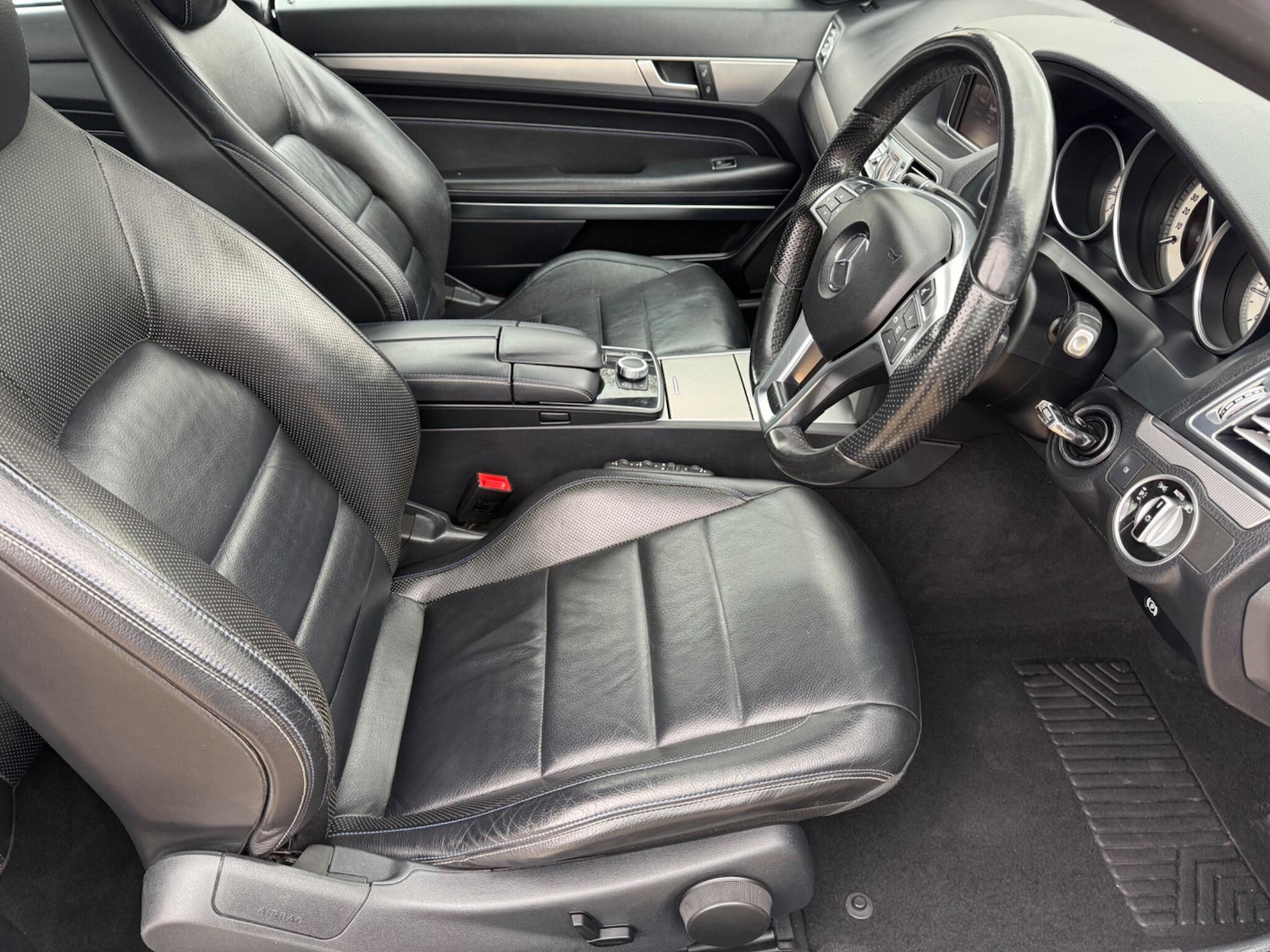 Used Mercedes-Benz E Class for sale - 77793682: Photo 11