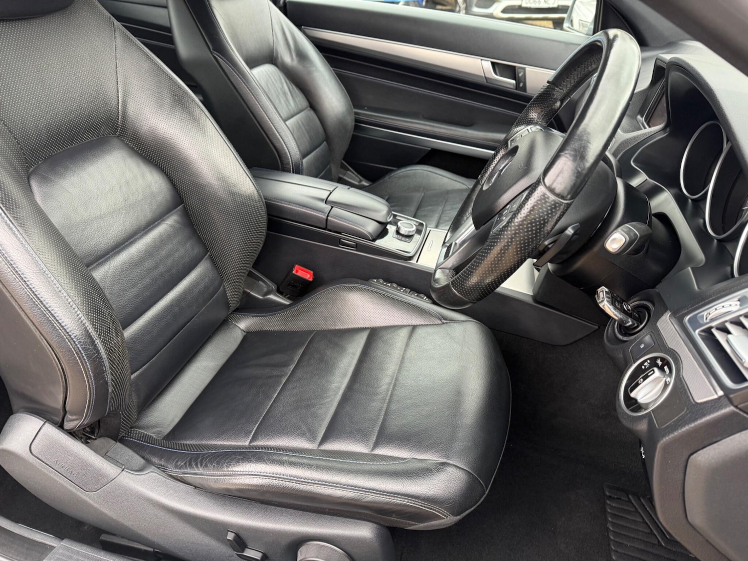 Used Mercedes-Benz E Class for sale - 77793682: Photo 13