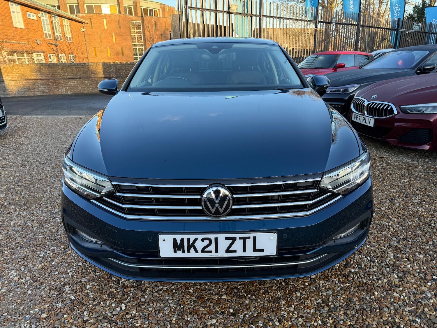 Used Volkswagen Passat for sale - 77722783: Photo 2