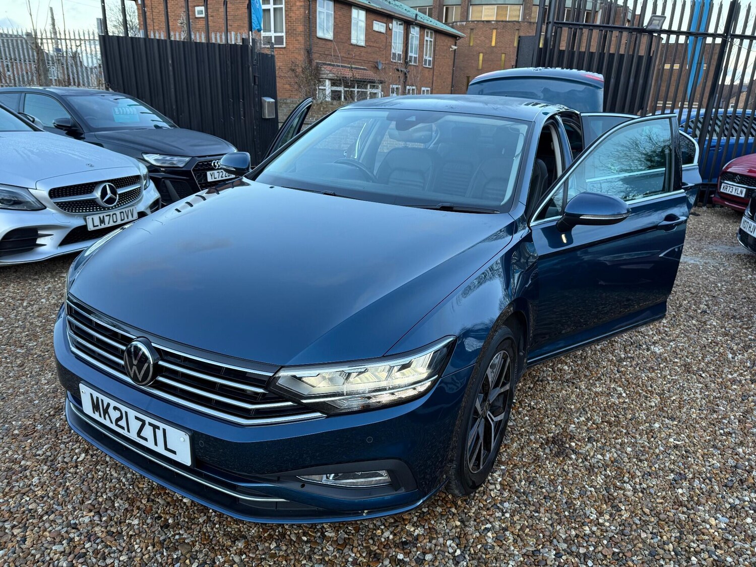 Used Volkswagen Passat for sale - 77722783: Photo 56