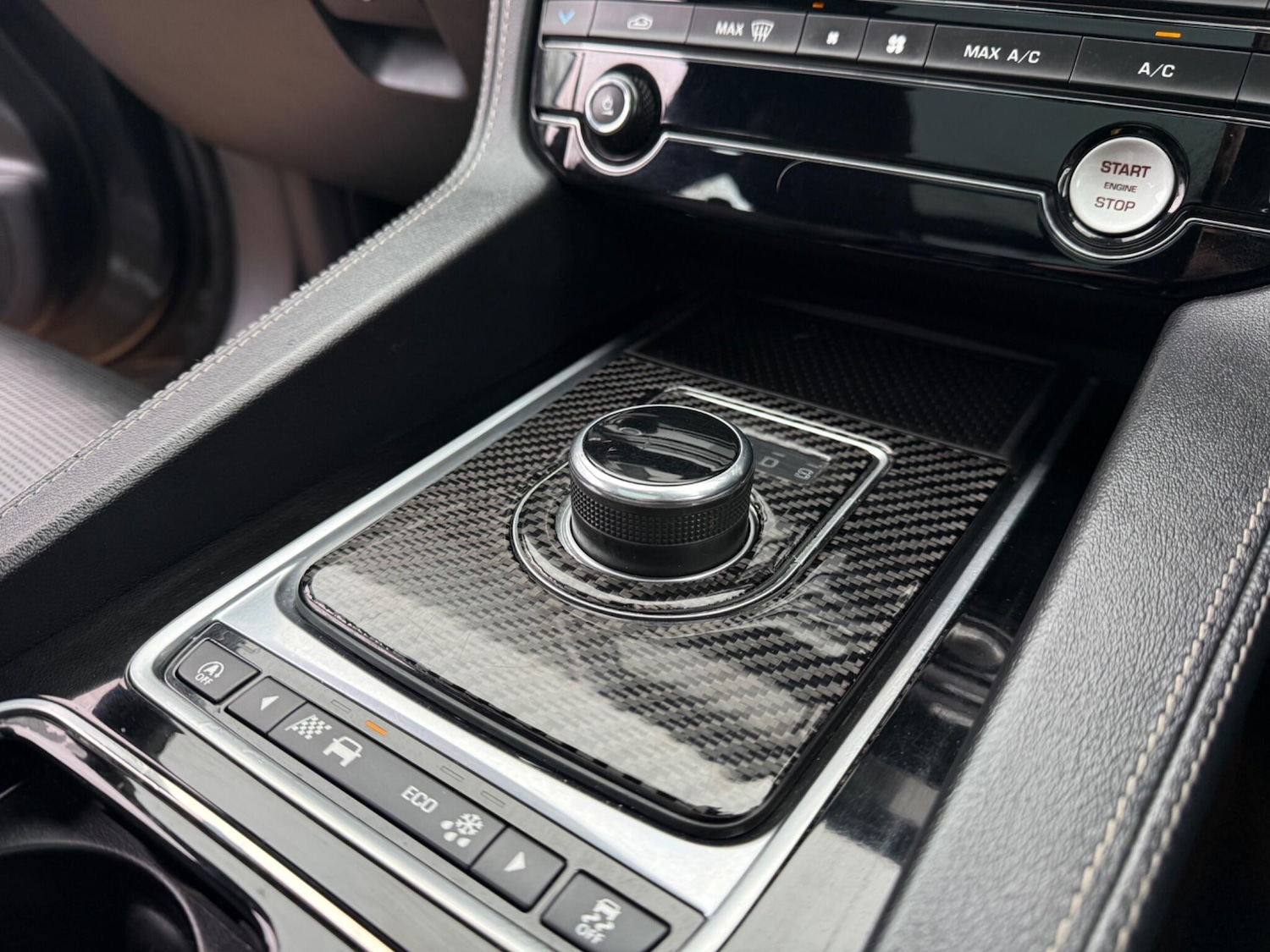 Used Jaguar F-Pace 2017 for sale - 77892241: Photo 33