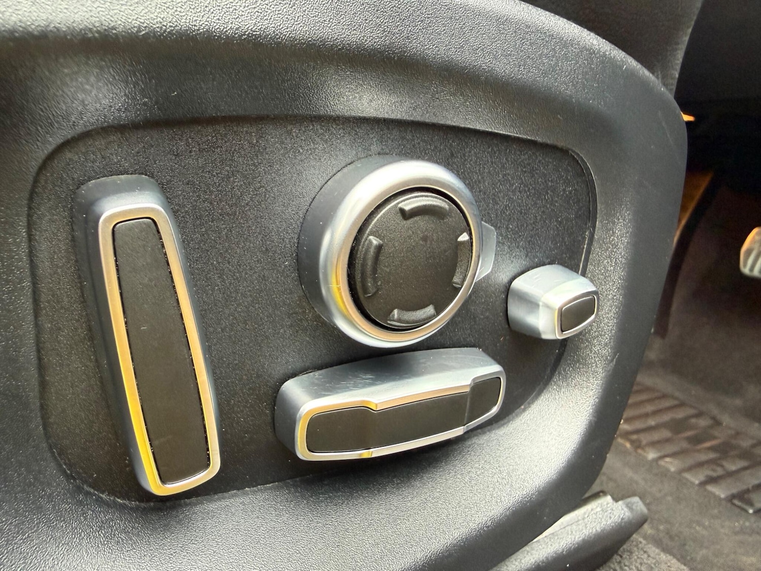 Used Jaguar F-Pace 2017 for sale - 77892241: Photo 35