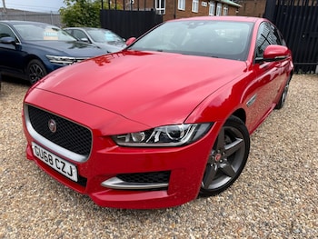 Used Jaguar XE 2018 for sale - 78612959: Photo