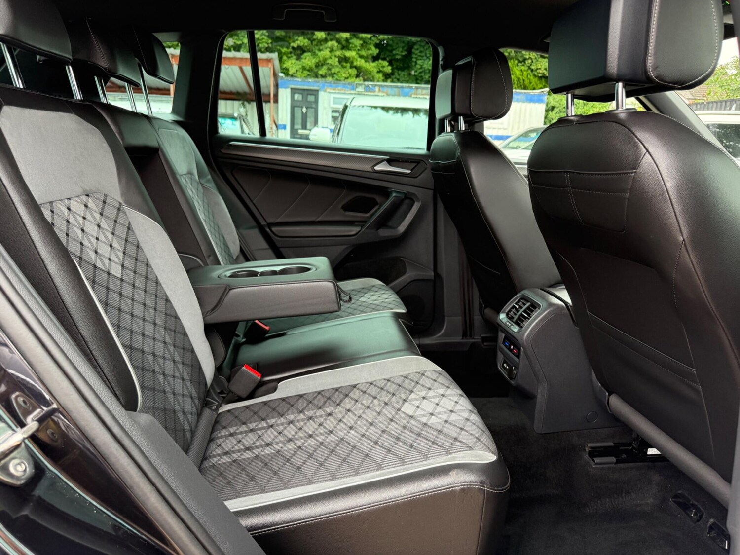 Used Volkswagen Tiguan 2021 for sale - 77940548: Photo 15