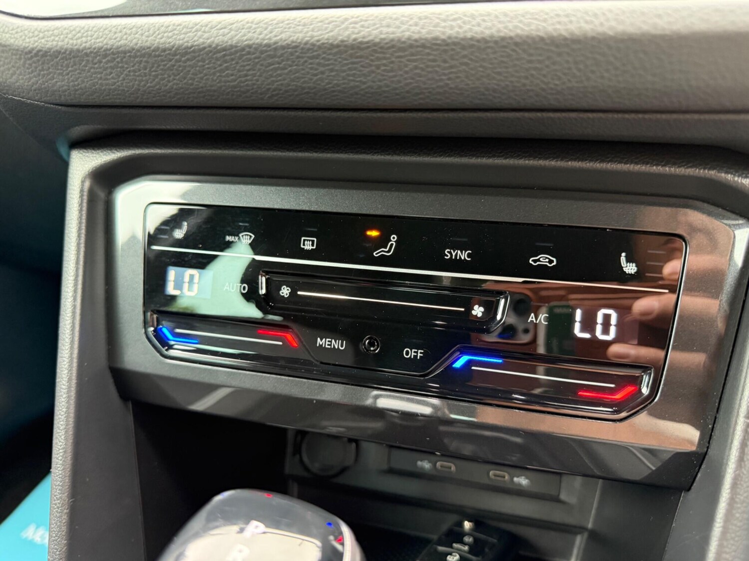 Used Volkswagen Tiguan 2021 for sale - 77940548: Photo 32