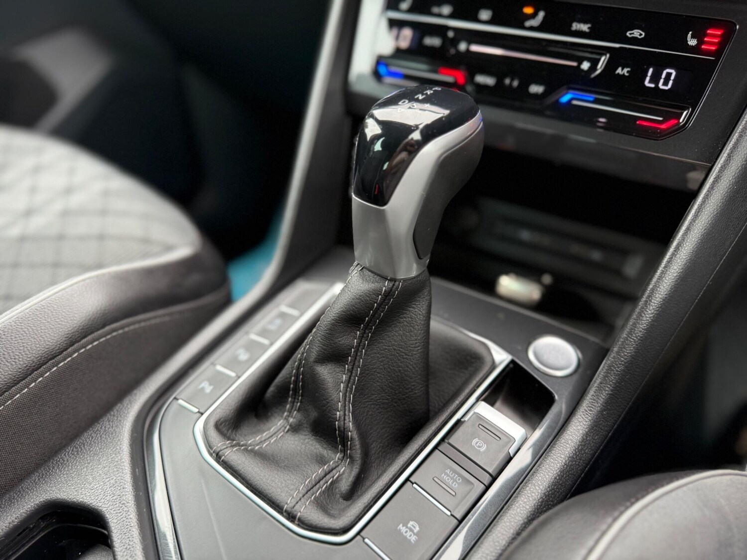 Used Volkswagen Tiguan 2021 for sale - 77940548: Photo 4