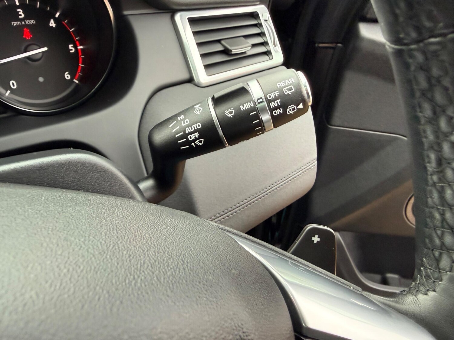 Used Land Rover Discovery Sport for sale - 77723529: Photo 27