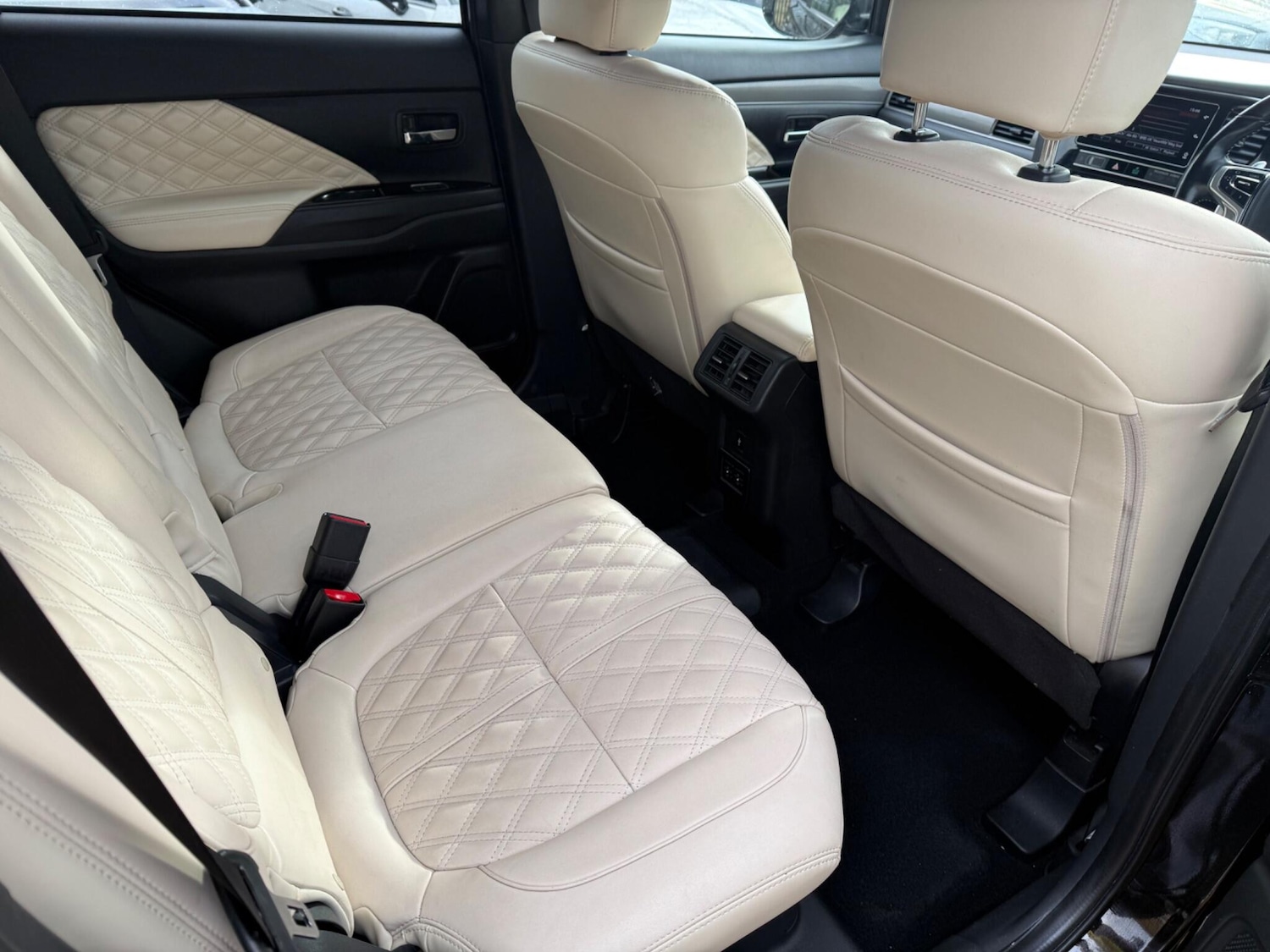 Used Mitsubishi Outlander for sale - 77769731: Photo 18