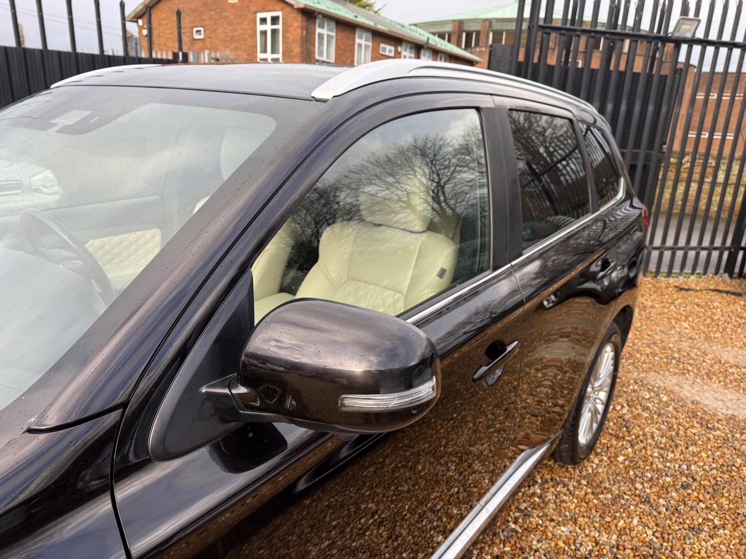 Used Mitsubishi Outlander for sale - 77769731: Photo 37