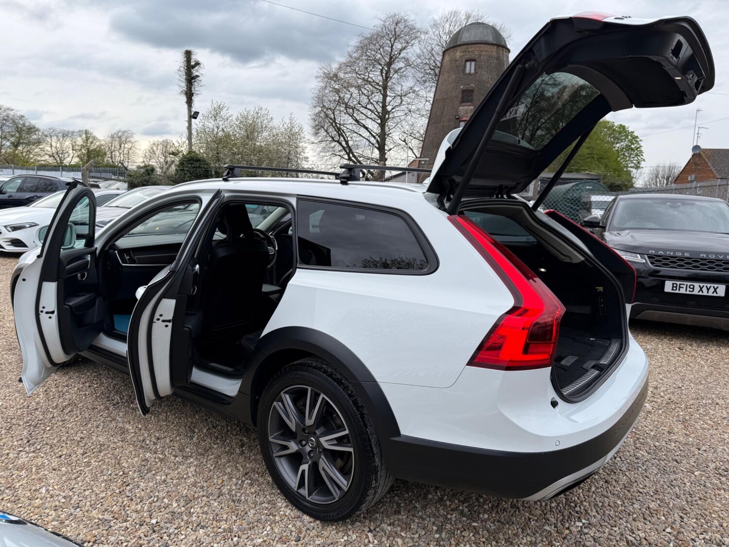 Used Volvo V90 Cross Country for sale - 77723515: Photo 51