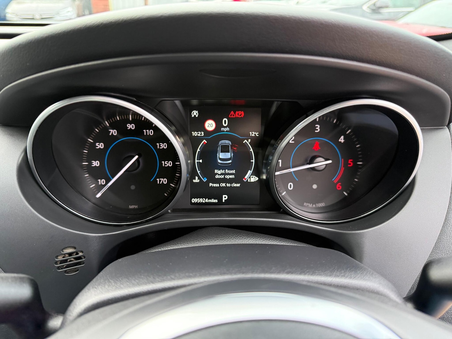 Used Jaguar F-Pace 2017 for sale - 78062858: Photo 21