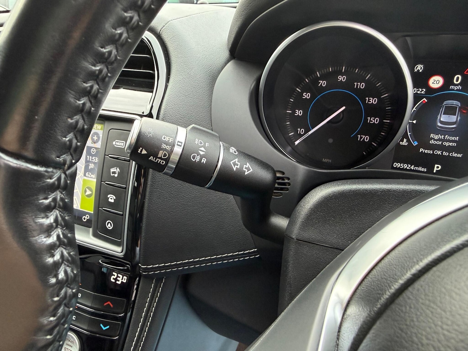 Used Jaguar F-Pace 2017 for sale - 78062858: Photo 25