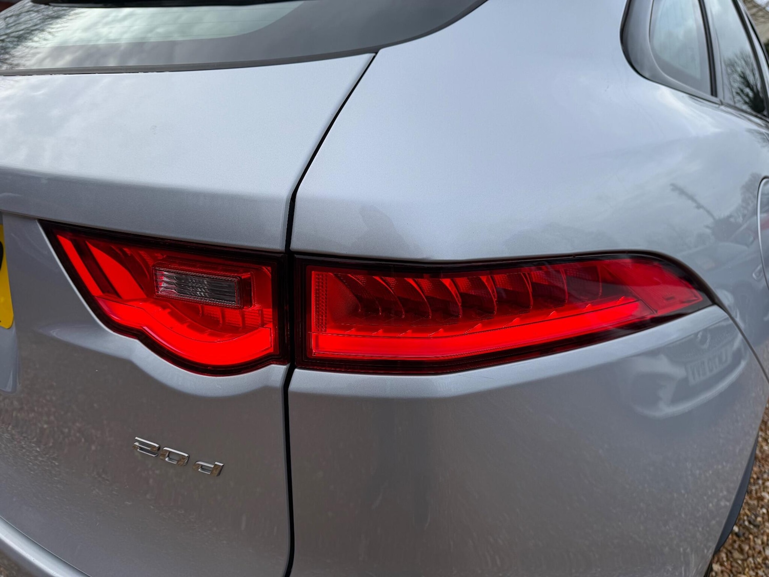 Used Jaguar F-Pace 2017 for sale - 78062858: Photo 38