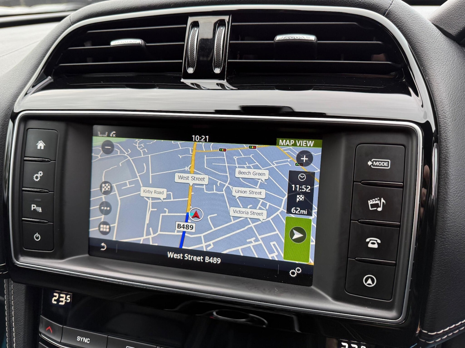 Used Jaguar F-Pace 2017 for sale - 78062858: Photo 4