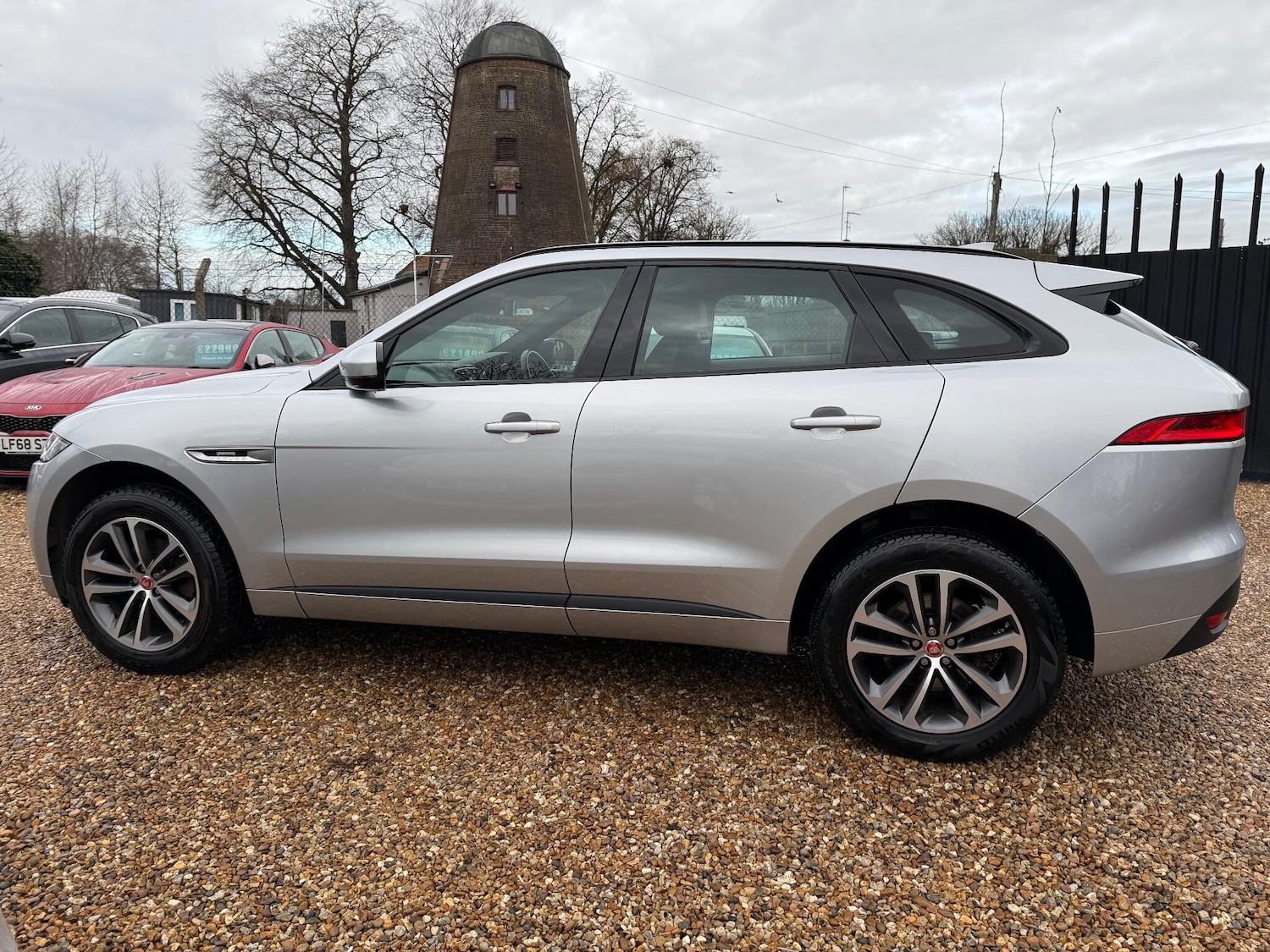 Used Jaguar F-Pace 2017 for sale - 78062858: Photo 9