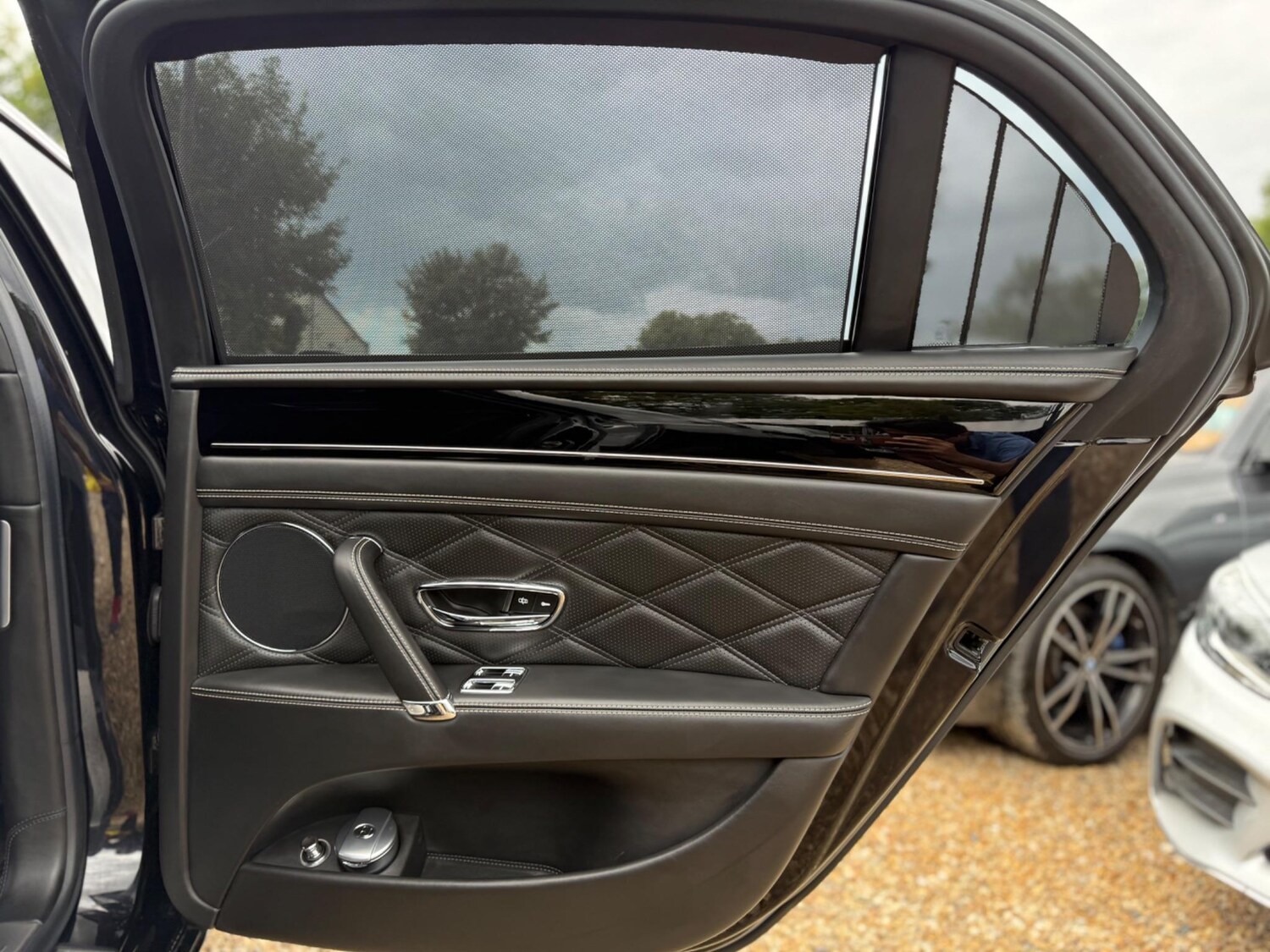 Used Bentley Flying Spur for sale - 77722856: Photo 39