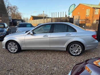 Used Mercedes-Benz C Class 2012 for sale - 77724123: Photo
