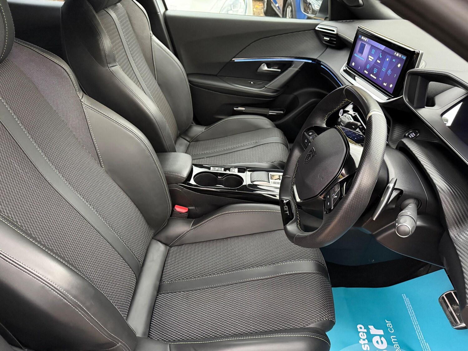 Used Peugeot 2008 2024 for sale - 77723442: Photo 12