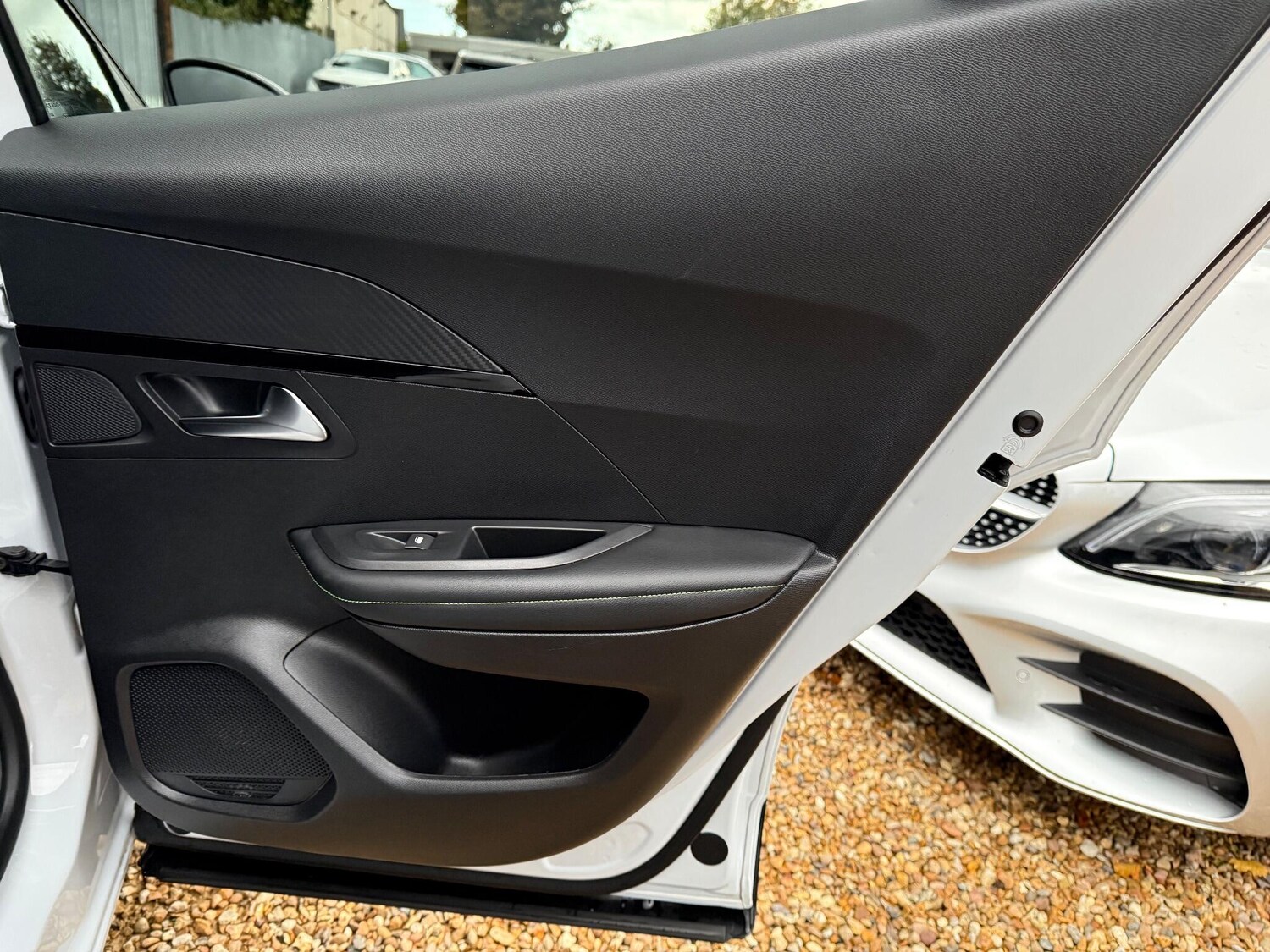 Used Peugeot 2008 2024 for sale - 77723442: Photo 30