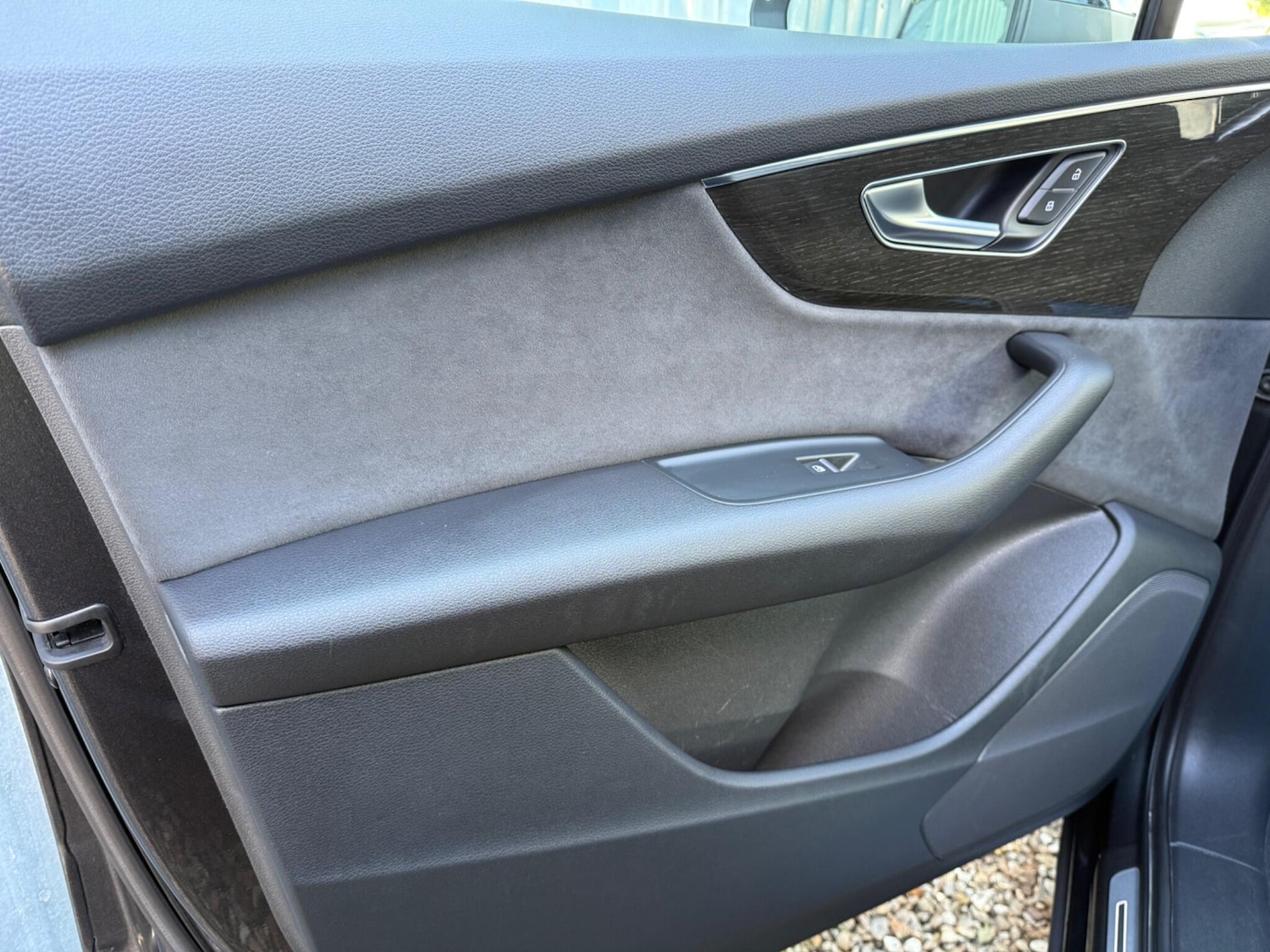 Used Audi Q7 for sale - 77722849: Photo 48