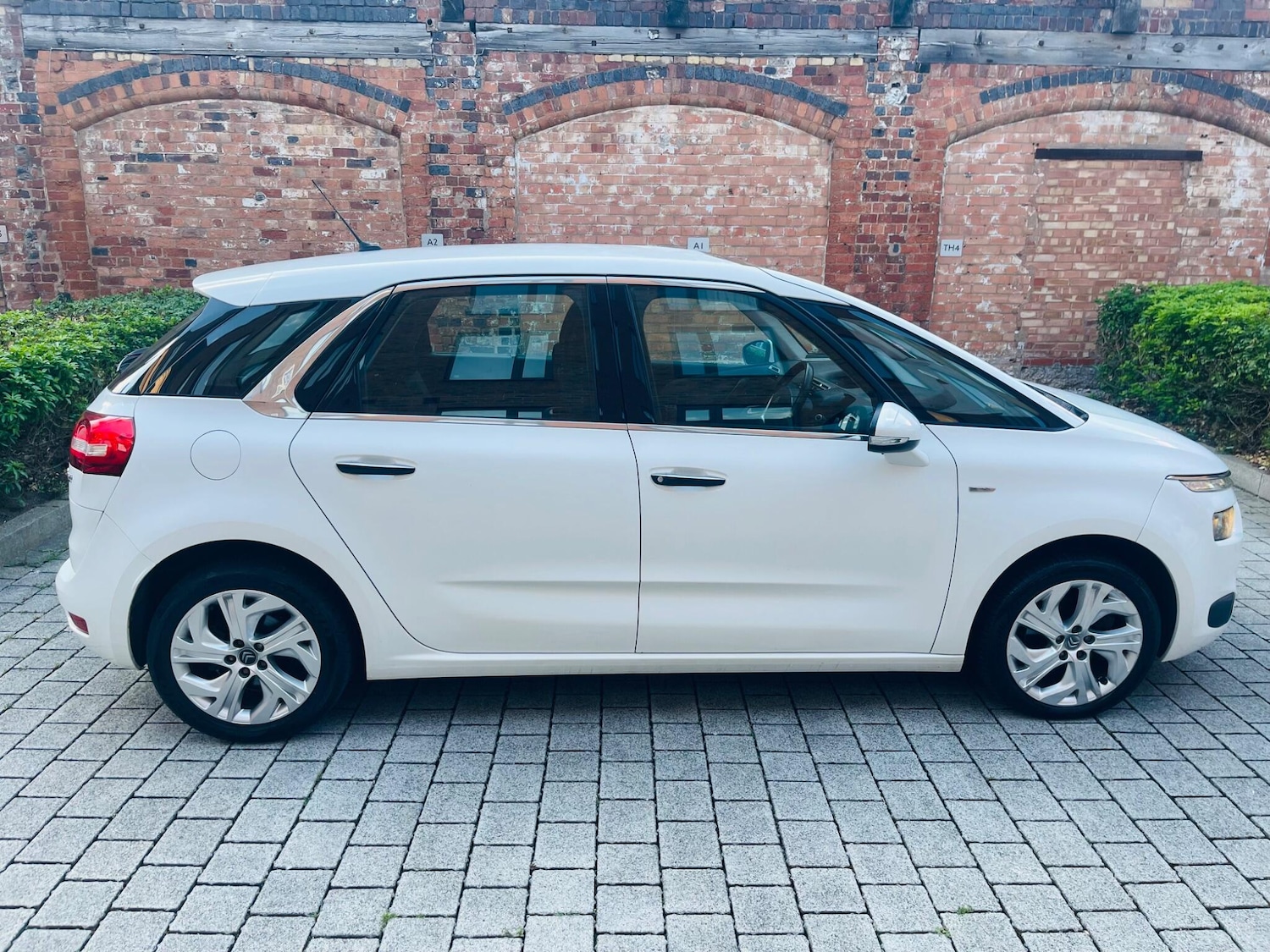 Used Citroen C4 Picasso 2013 for sale - 75670550: Photo 26