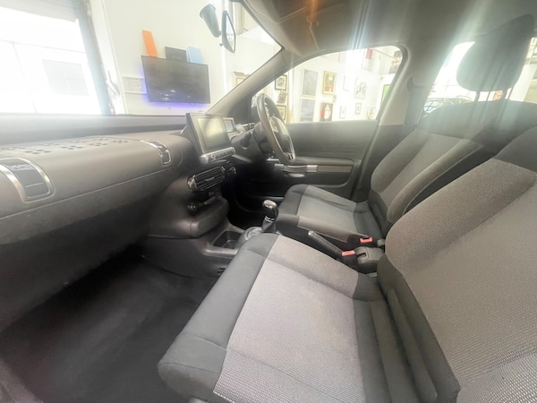 Used Citroen C4 Cactus 2016 for sale - 74787635: Photo 38