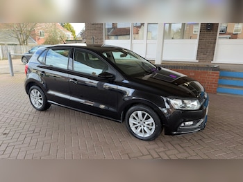 Used Volkswagen Polo undefined for sale - 77831147: Photo