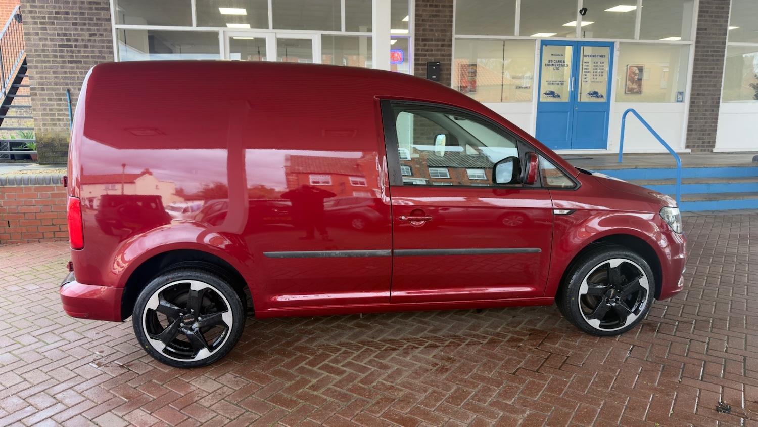 Used Volkswagen Caddy 2019 for sale - 77802302: Photo 2