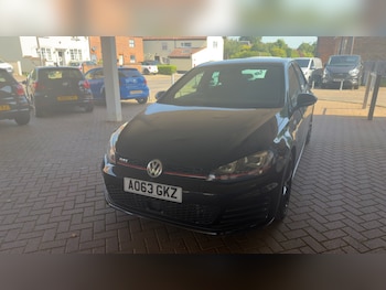 Used Volkswagen Golf undefined for sale - 78744768: Photo