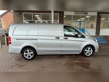 Used Mercedes-Benz Vito 2017 for sale - 77831819: Photo