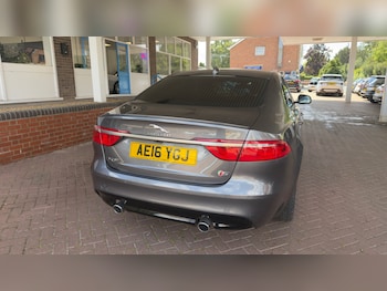 Used Jaguar XF 2016 for sale - 79499894: Photo