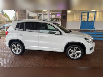 Used Volkswagen Tiguan undefined for sale - 77818256: Photo