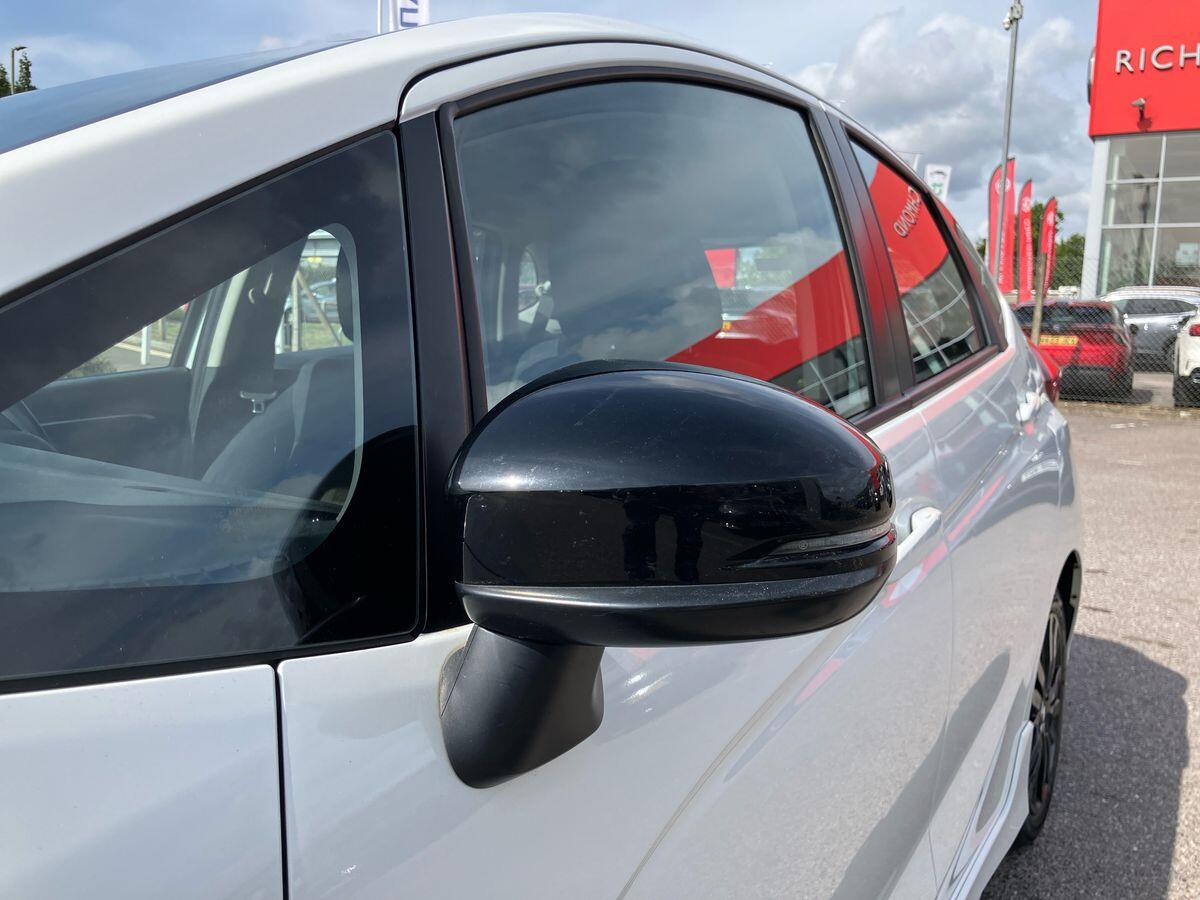 Vehicle 29