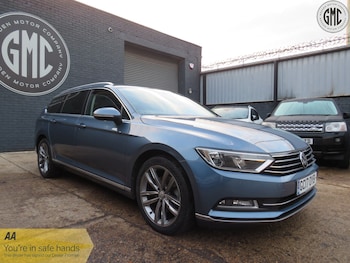 2017 - 2.0 TDI GT Full Service History, Pano Sunroof, Heated Seats! 5-Door