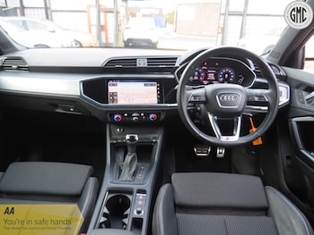 Used Audi Q3 2019 for sale - 76412229: Photo