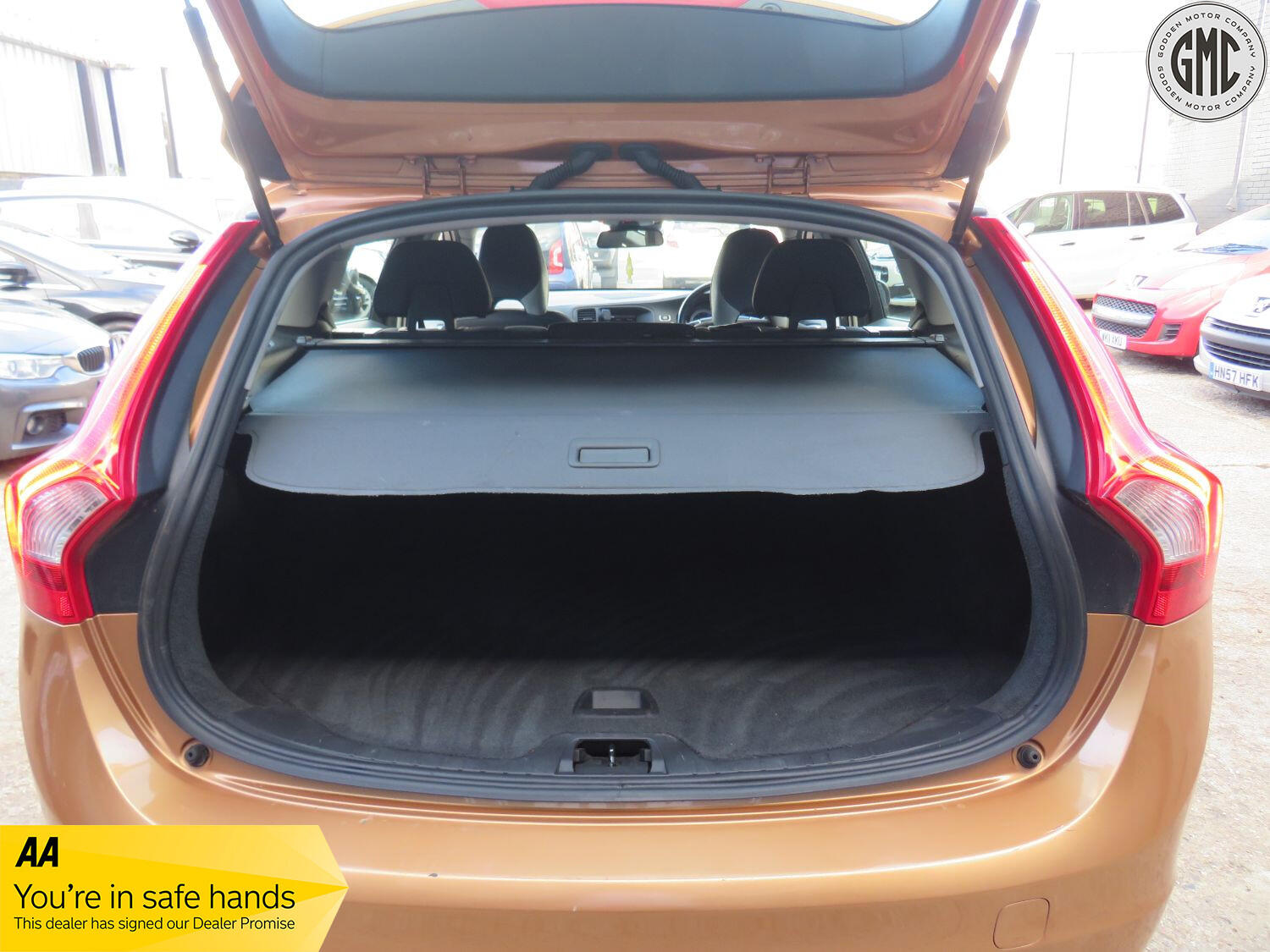 Used Volvo V60 2011 for sale - 77089892: Photo 13