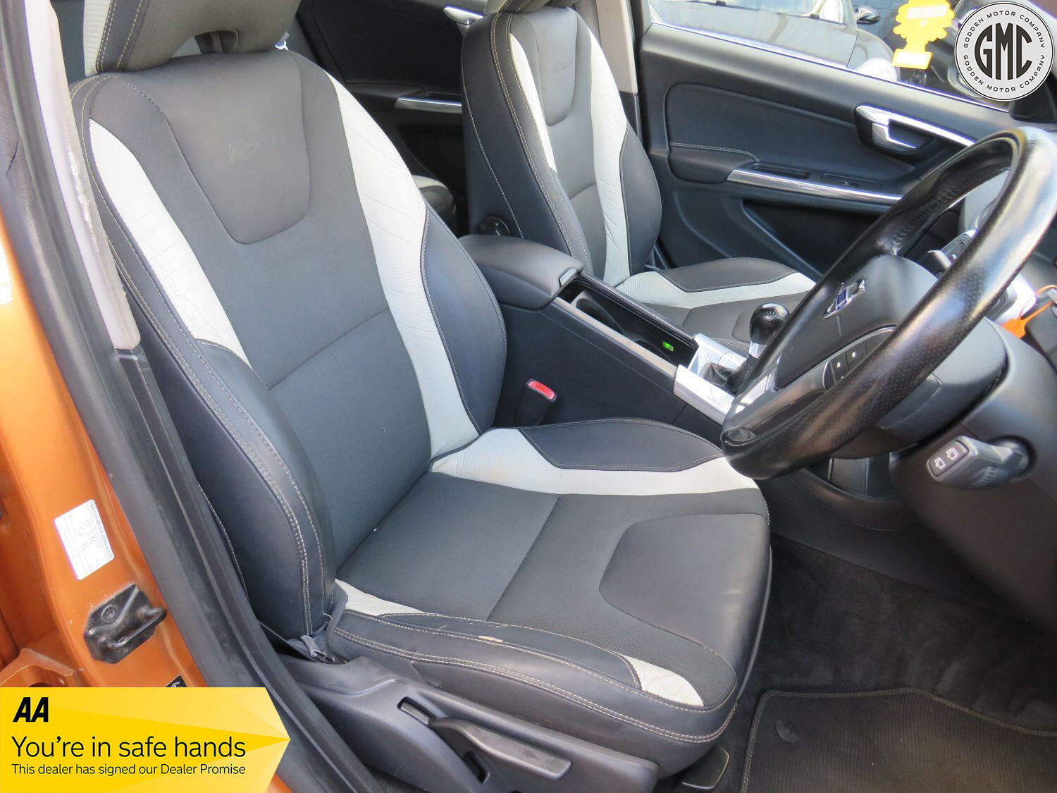 Used Volvo V60 2011 for sale - 77089892: Photo 14