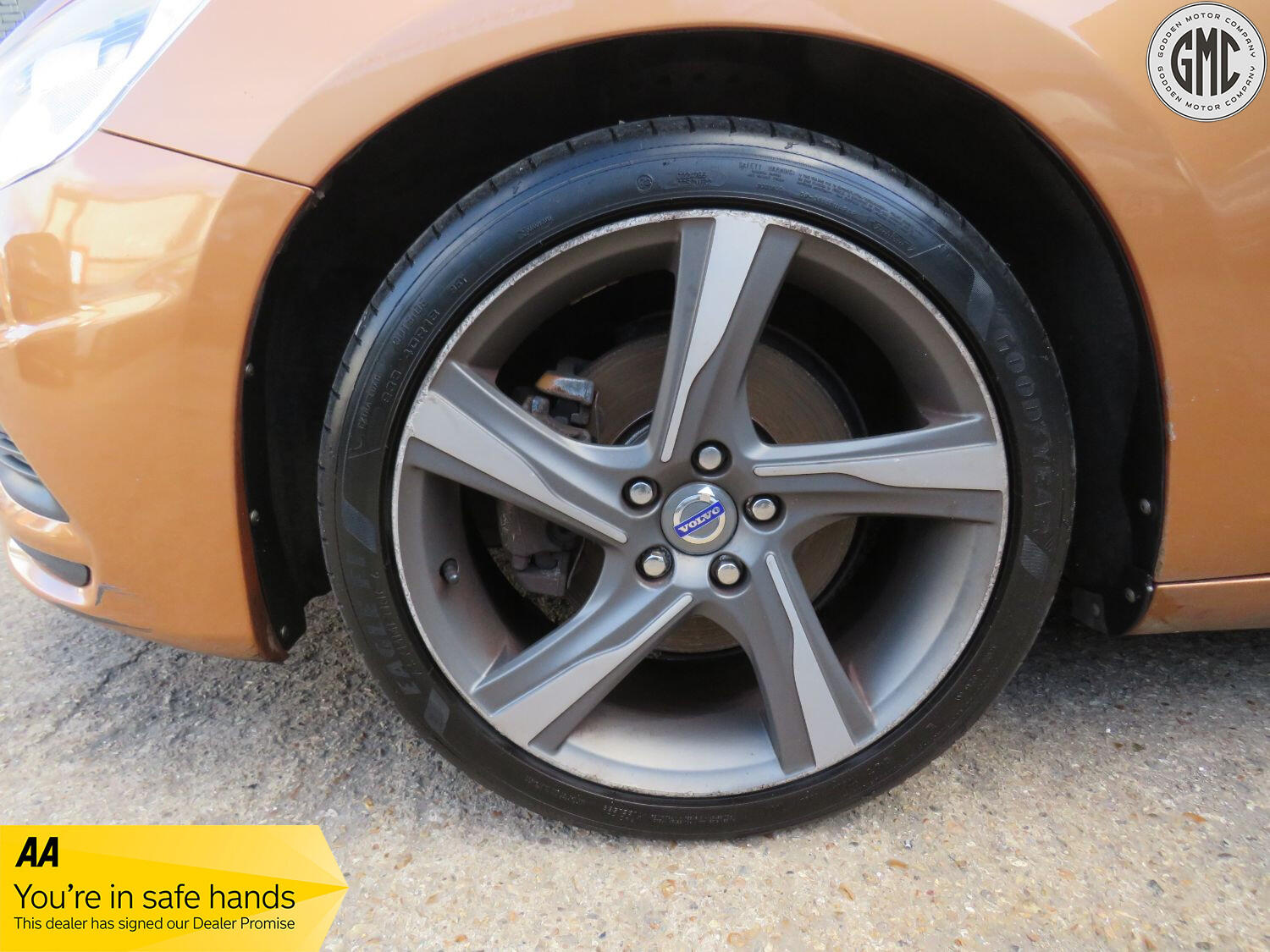 Used Volvo V60 2011 for sale - 77089892: Photo 23