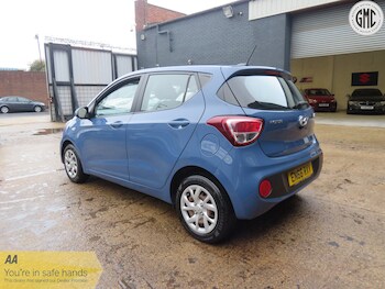 Used Hyundai i10 2016 for sale - 76536745: Photo