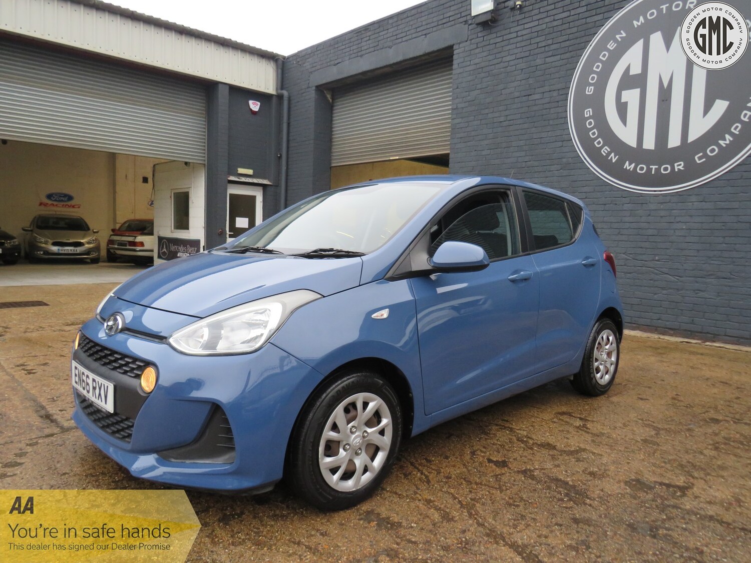 Used Hyundai i10 2016 for sale - 76536745: Photo 6
