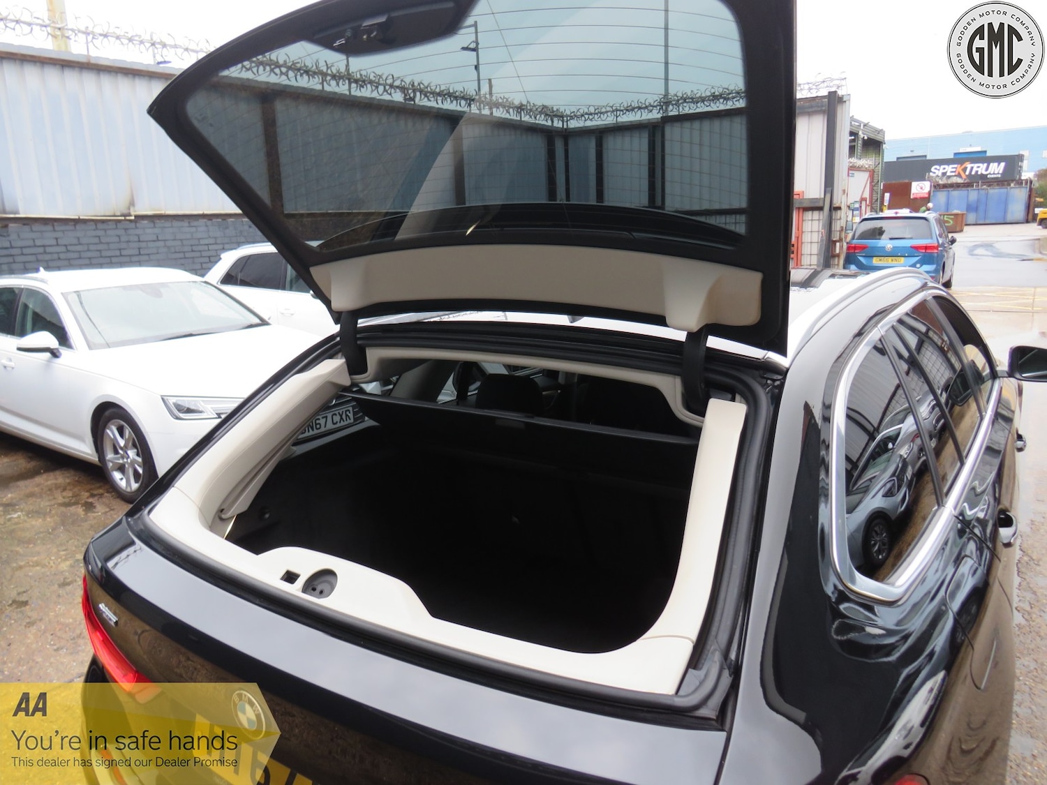 Used BMW 5 Series 2018 for sale - 77303621: Photo 12